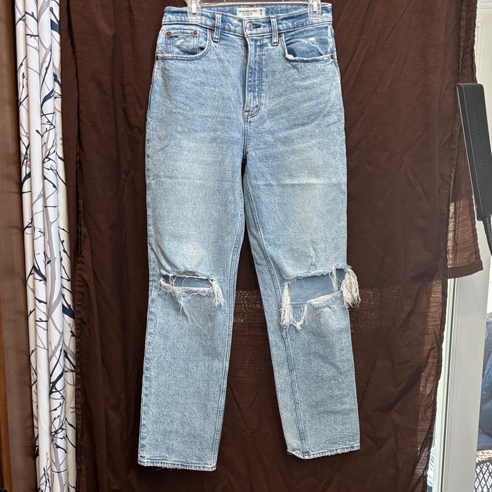 Abercrombie & Fitch Light Wash Ripped Straight Leg Jeans